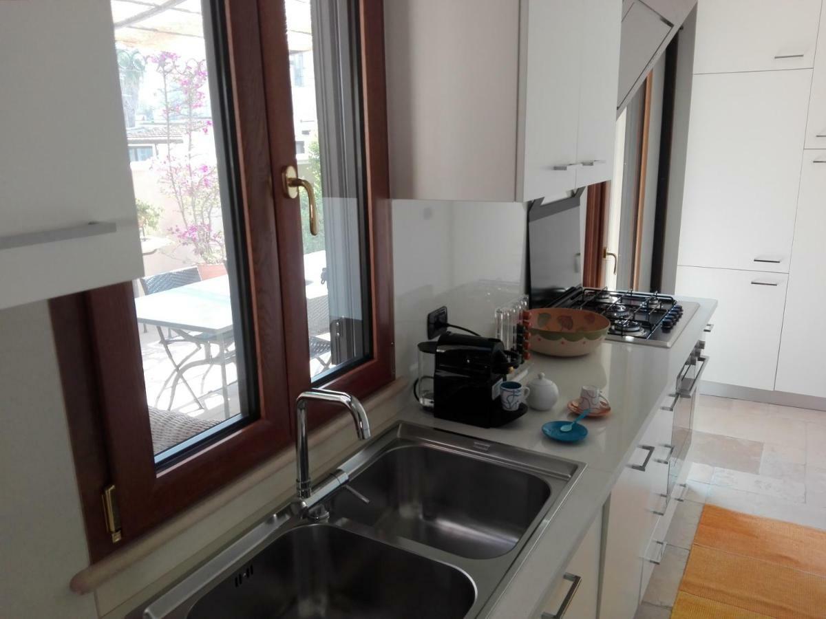 L'Antico Pergolato Apartments Brindisi Eksteriør billede